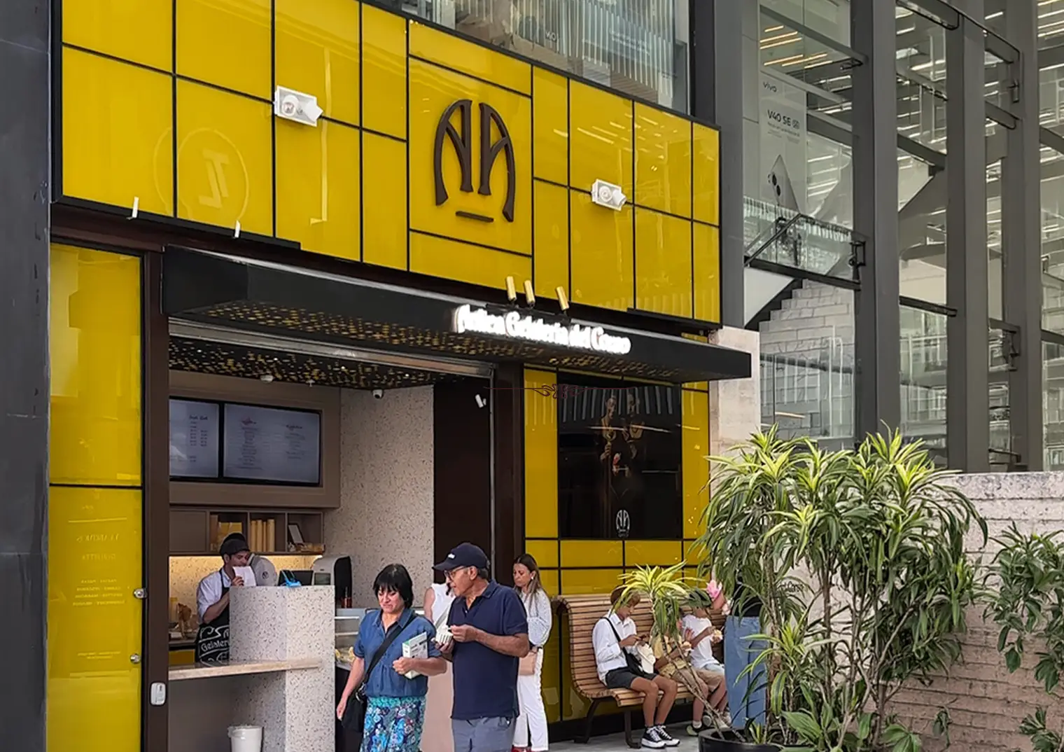 Tienda Mall Plaza Vespucio